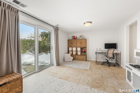 Tiny photo for 164 Summer Street #APT A, New Canaan, CT 06840 (MLS # 24153987)