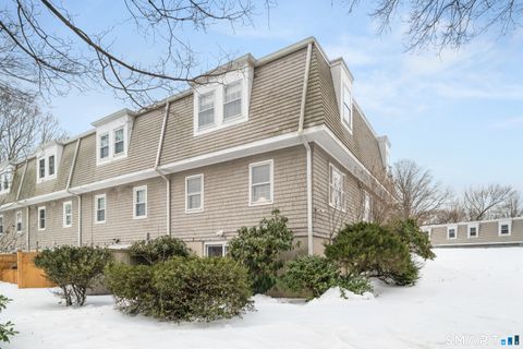 Tiny photo for 164 Summer Street #APT A, New Canaan, CT 06840 (MLS # 24153987)