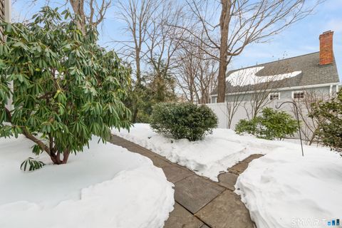 Tiny photo for 164 Summer Street #APT A, New Canaan, CT 06840 (MLS # 24153987)