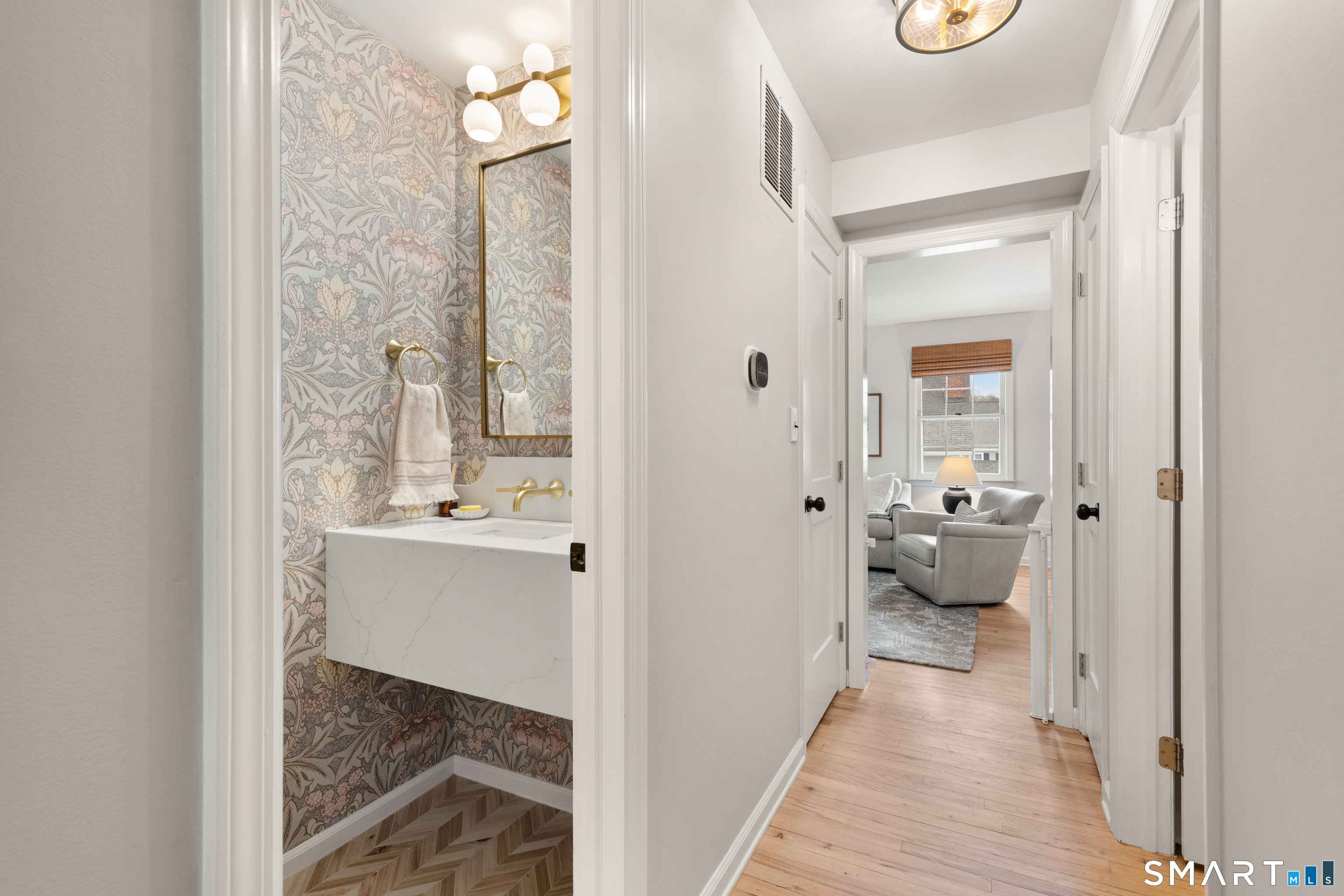 164 Summer Street APT A