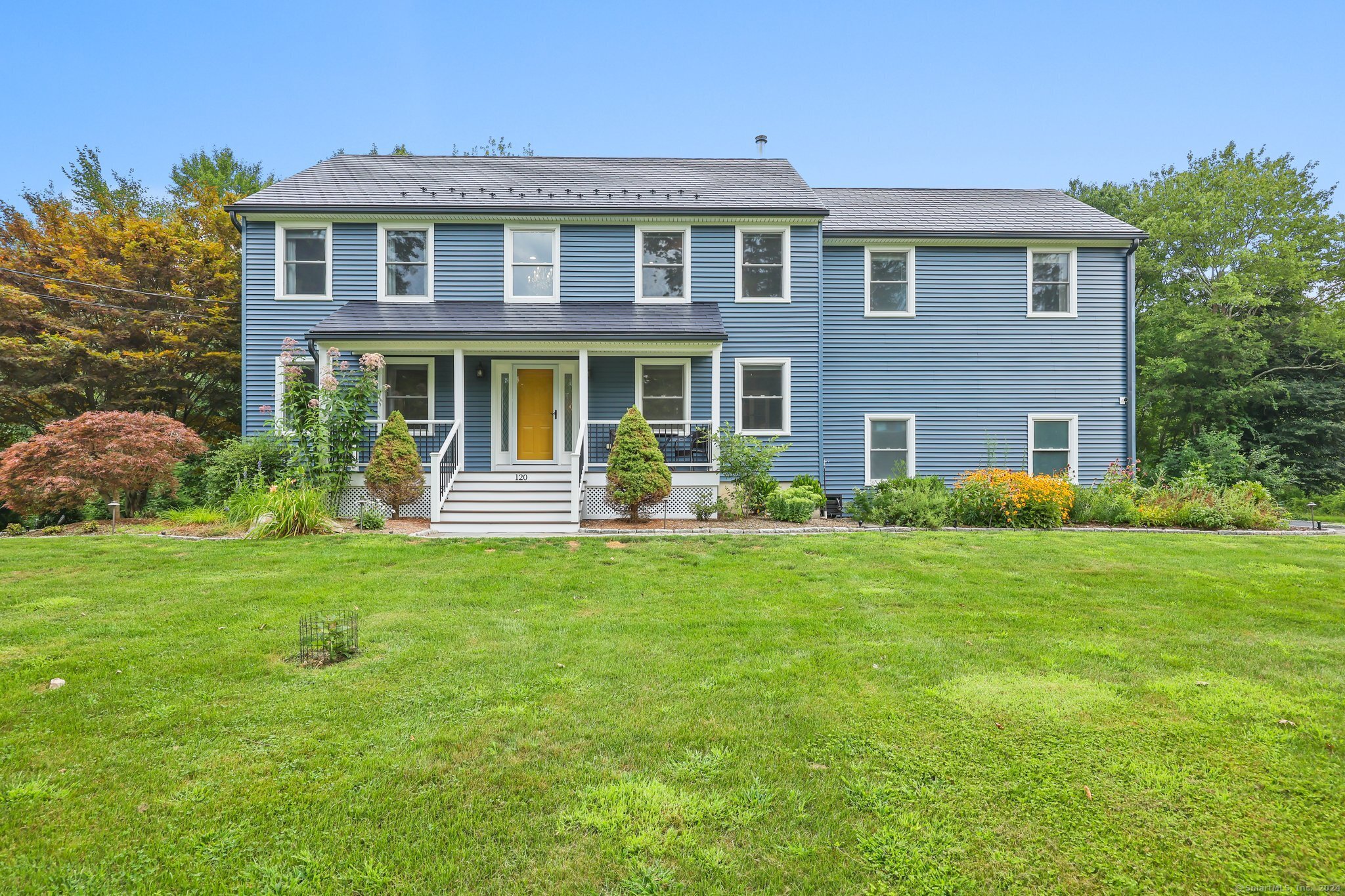 View Trumbull, CT 06611 house