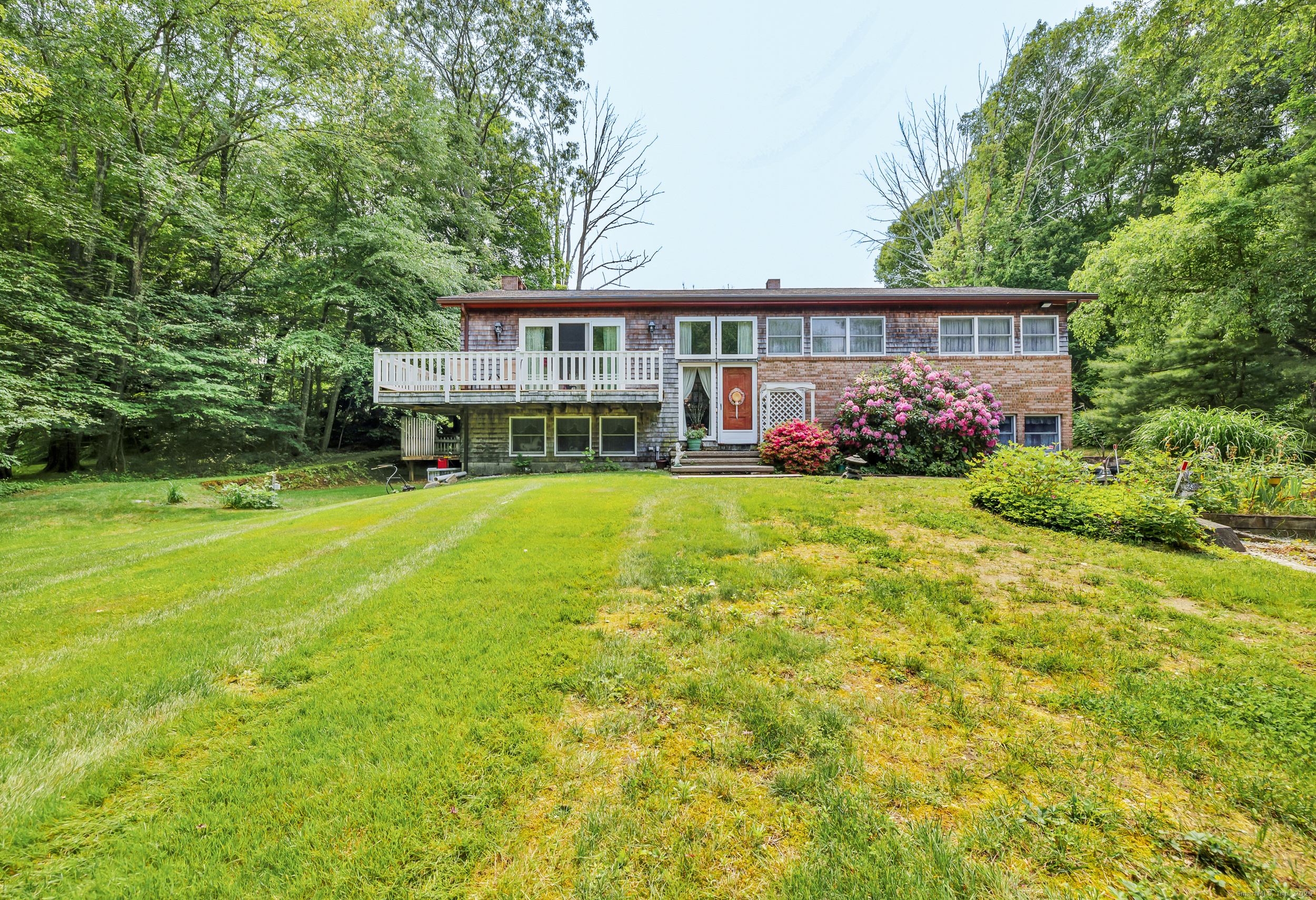 Property for Sale at North Road, Waterford, Connecticut - Bedrooms: 4 
Bathrooms: 3 
Rooms: 9  - $595,000