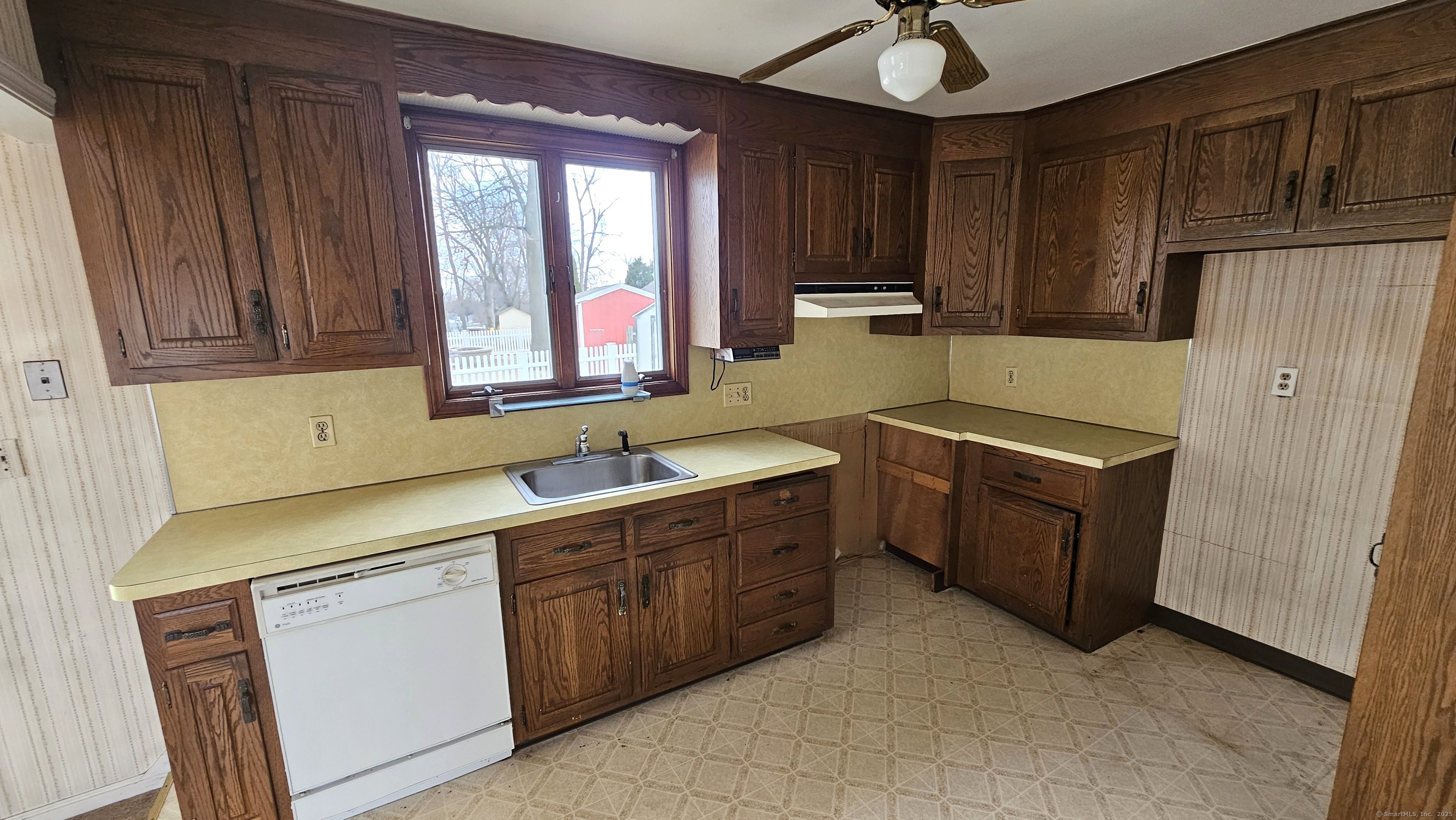 157 Garfield Road, Bristol, Connecticut image 8