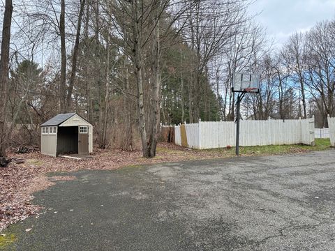 A home in New Milford