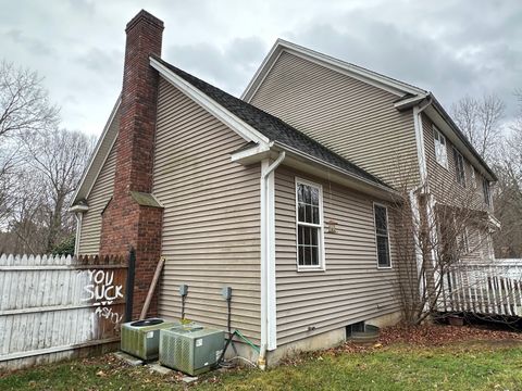 A home in New Milford