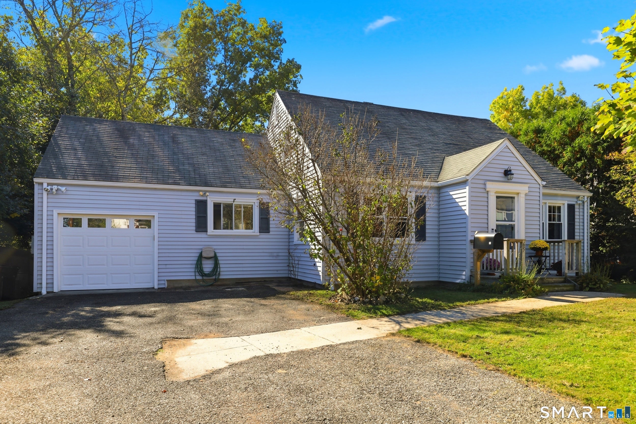 65 Bellmere Avenue