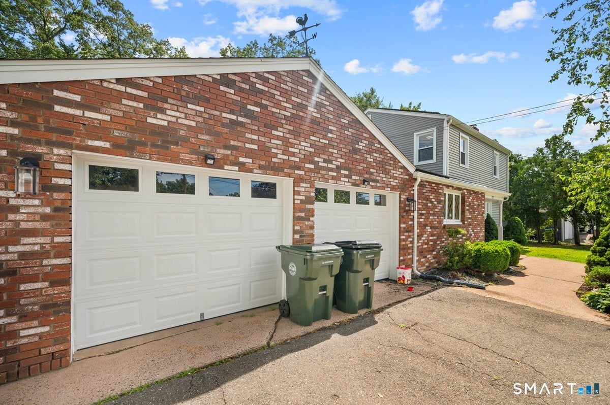 127 Rowland Drive