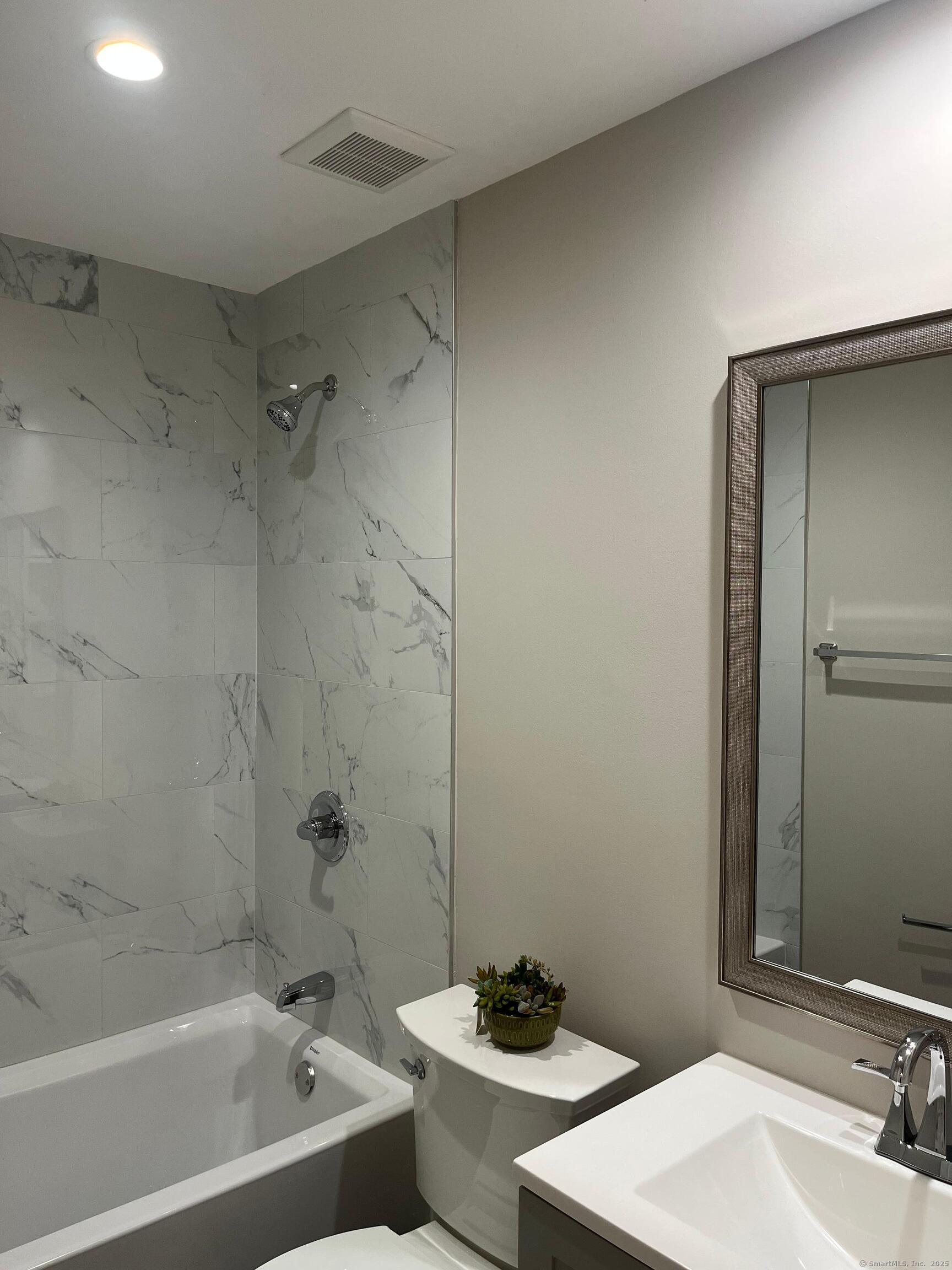 2955 Madison Avenue APT 40