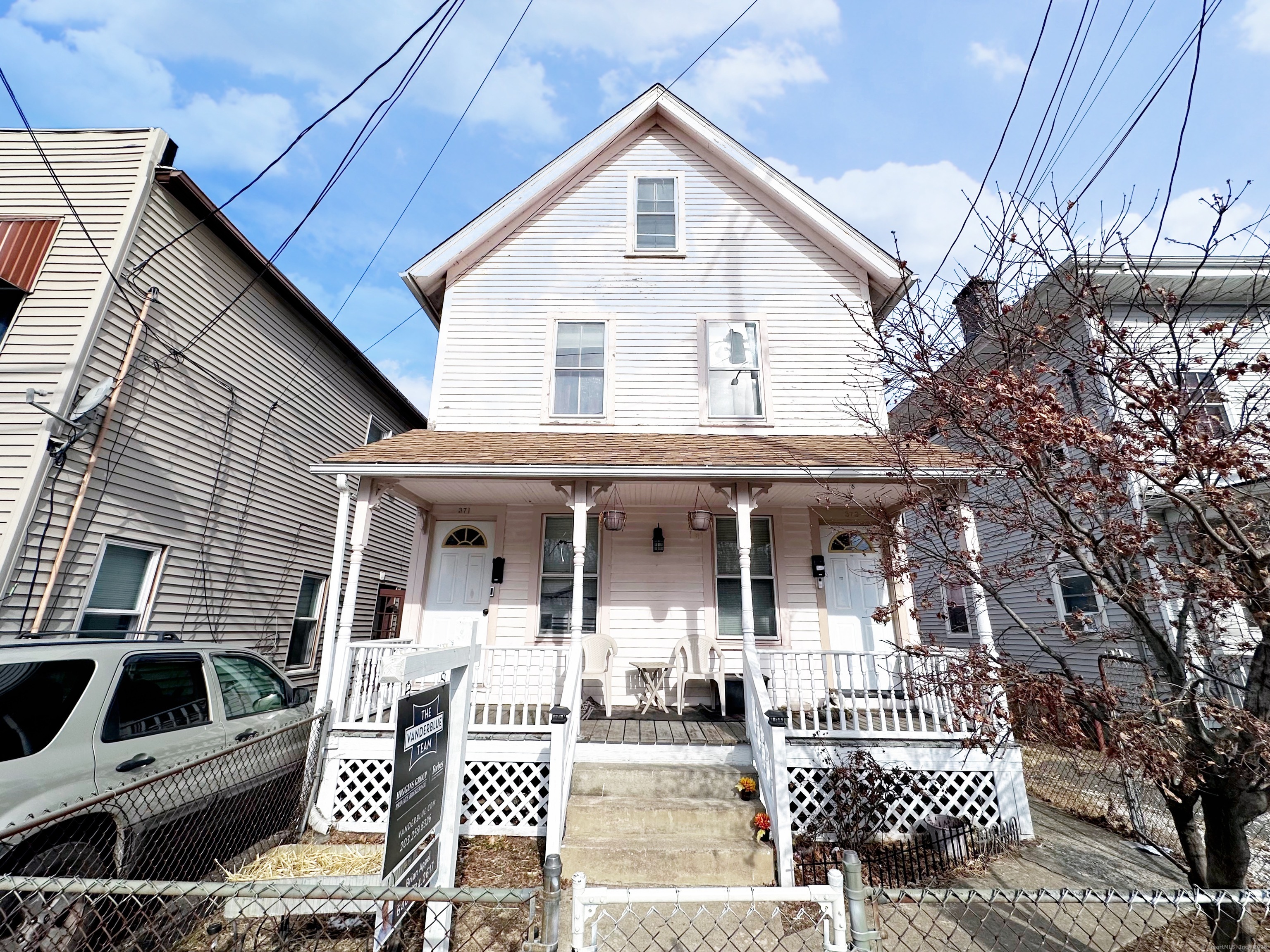 Rental Property at Nichols Street, Bridgeport, Connecticut - Bedrooms: 2 
Bathrooms: 1 
Rooms: 5  - $1,875 MO.