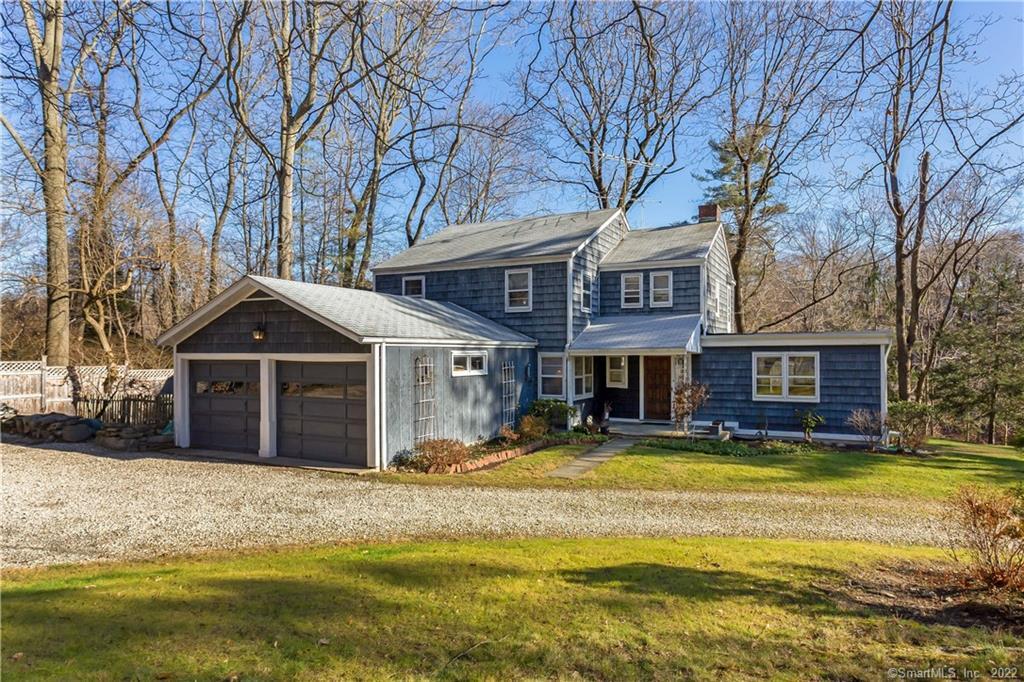 Photo 1 of 12 Mccrea Lane, Darien, Connecticut, $1,145,000, Web #: 170456860