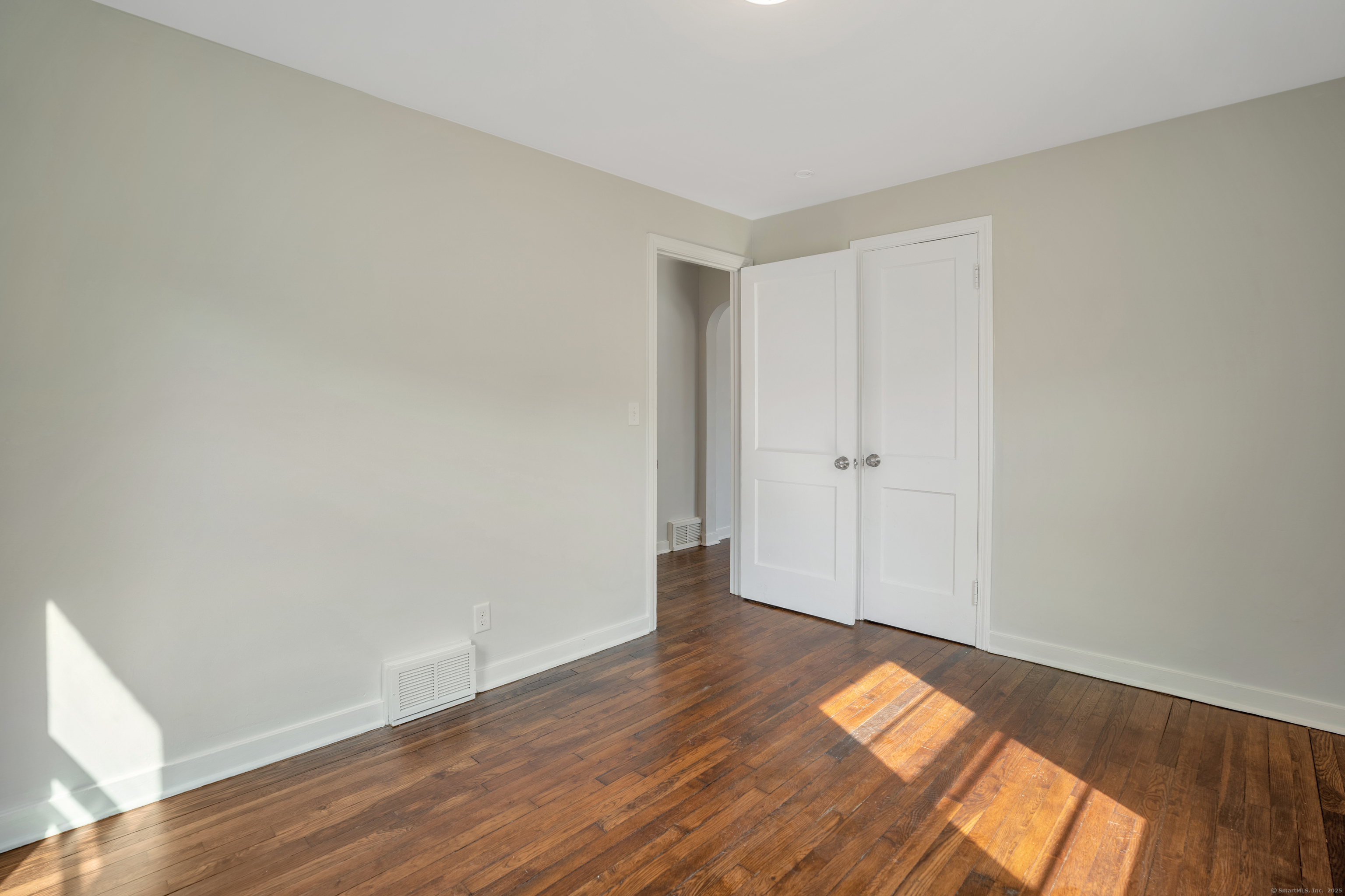 82 Sunnyside Avenue, Waterbury, Connecticut image 12