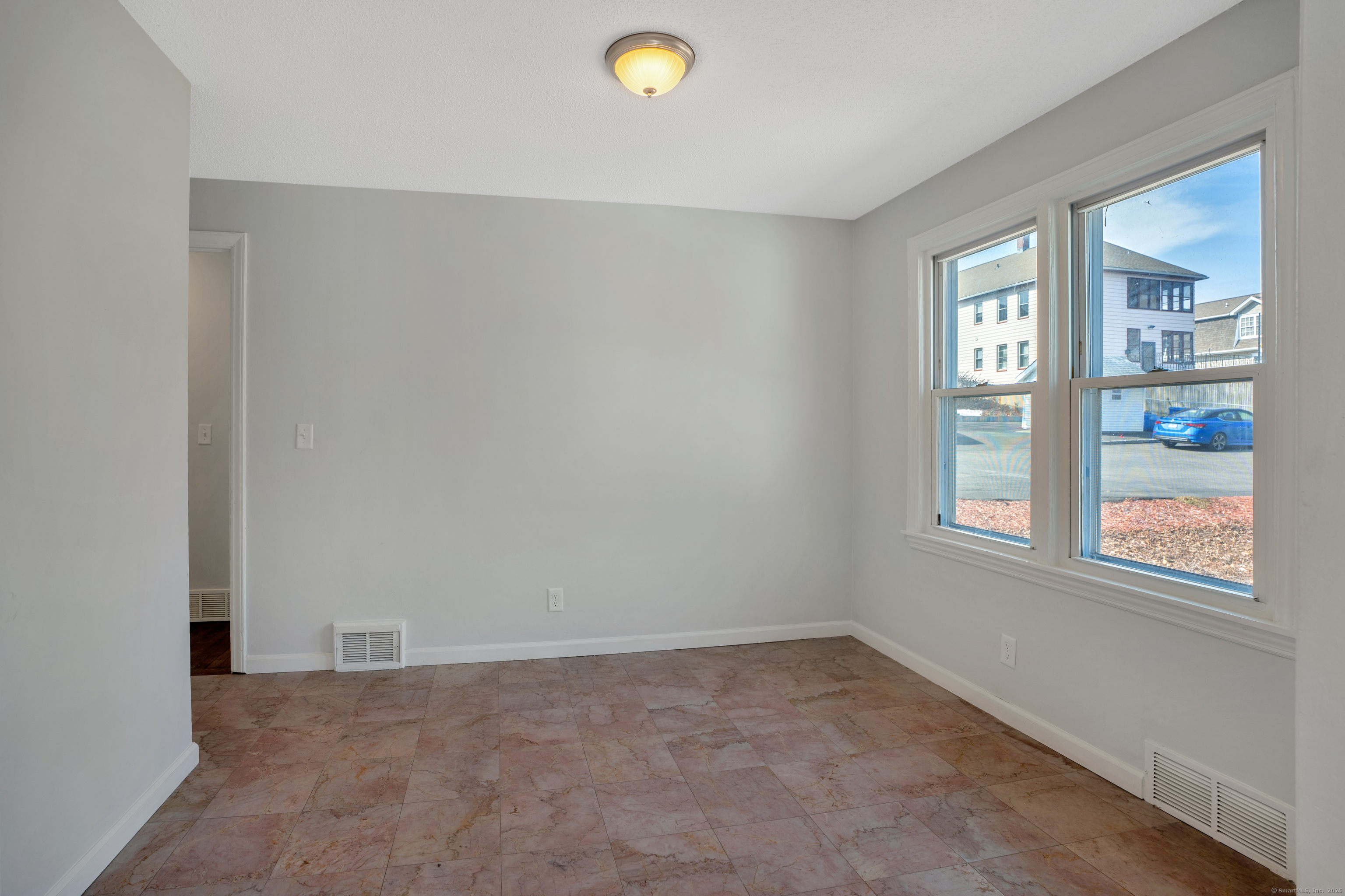 82 Sunnyside Avenue, Waterbury, Connecticut image 7