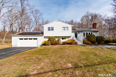 33 Ryegate Terrace Monroe CT 06468