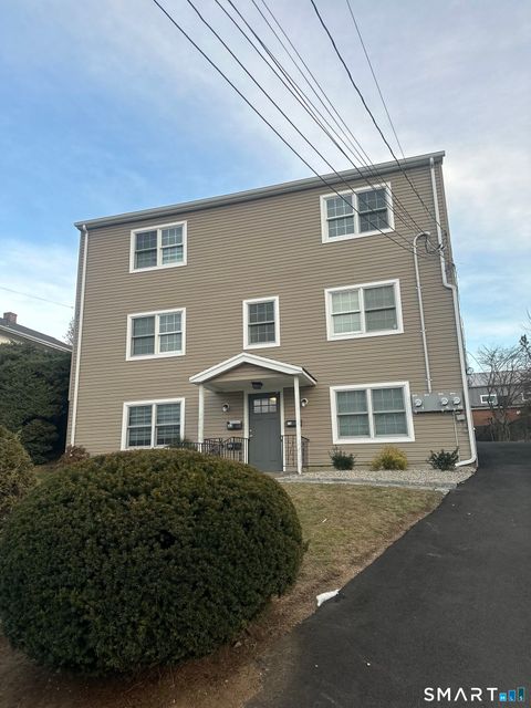 Photo of 179 Longview Avenue #B, Fairfield, CT 06824 (MLS # 24149044)