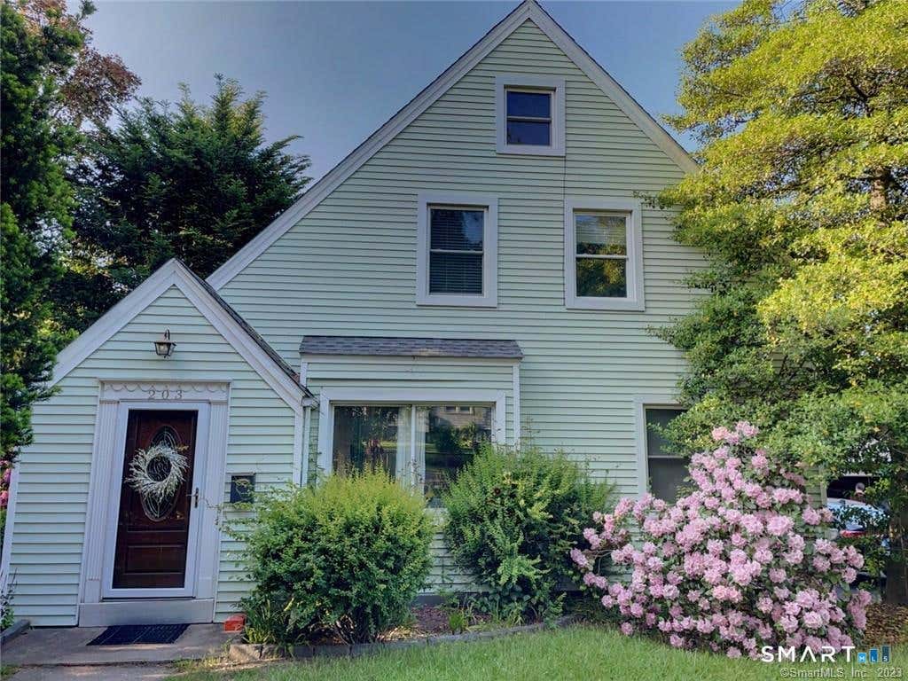 Photo of 203 Toms Road, Stamford, CT 06906 (MLS # 24197459)