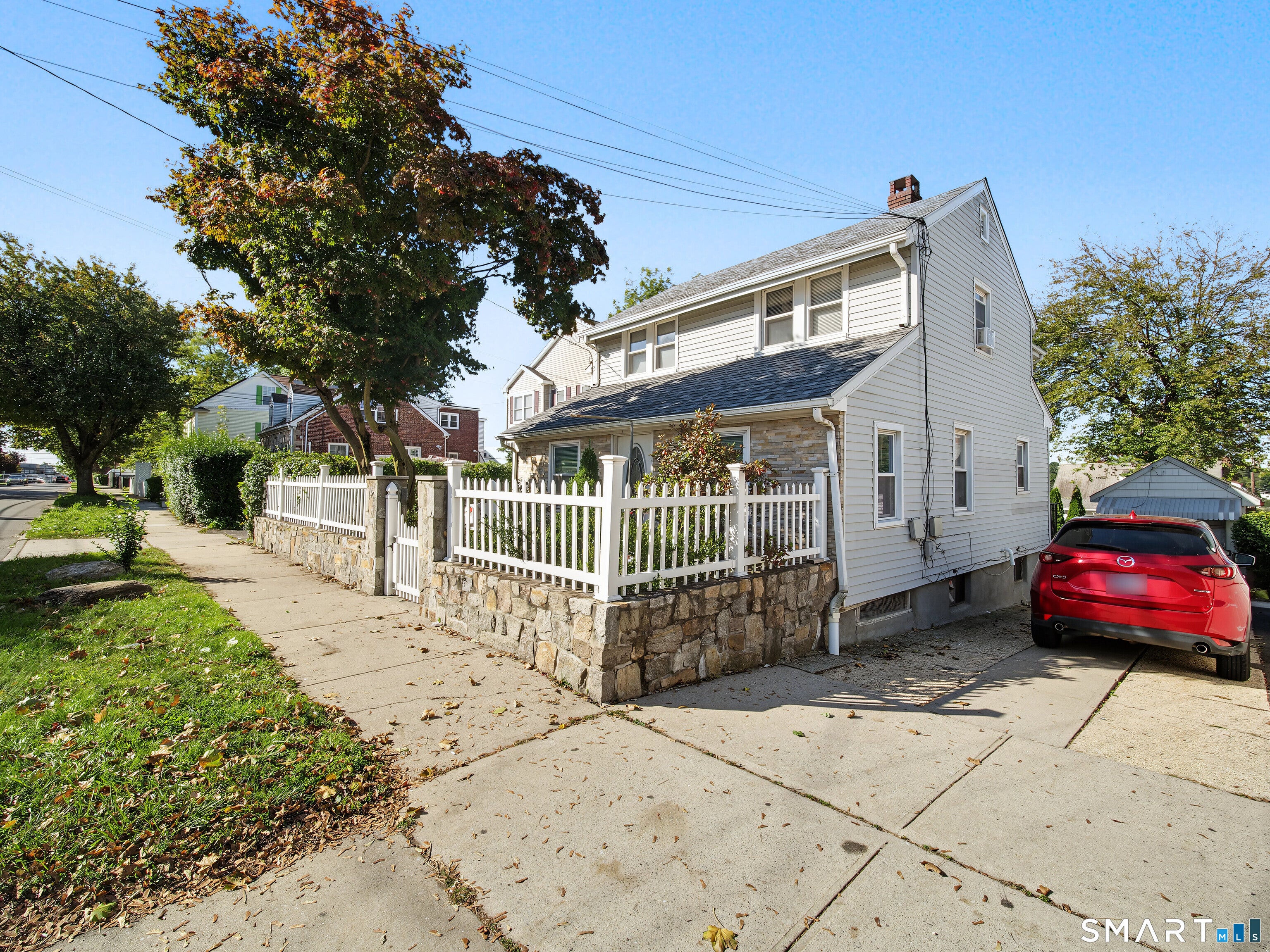 77 West Avenue