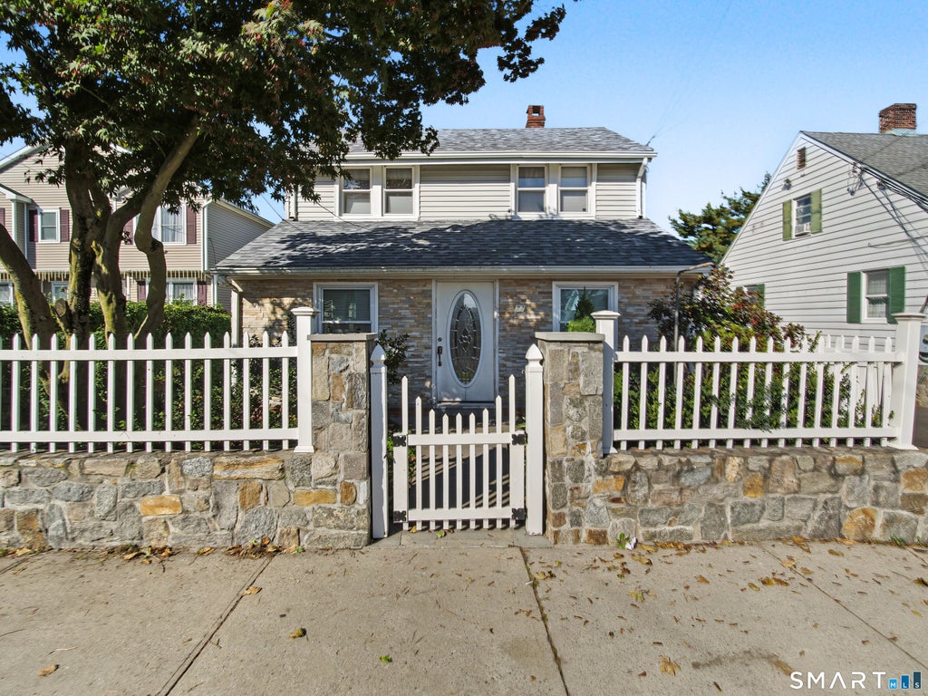 Photo of 77 West Avenue, Stamford, CT 06902 (MLS # 24214667)