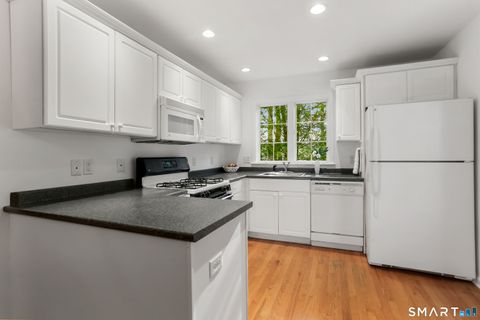 Tiny photo for 10 Hawthorne Ridge Circle #10, Trumbull, CT 06611 (MLS # 24143259)