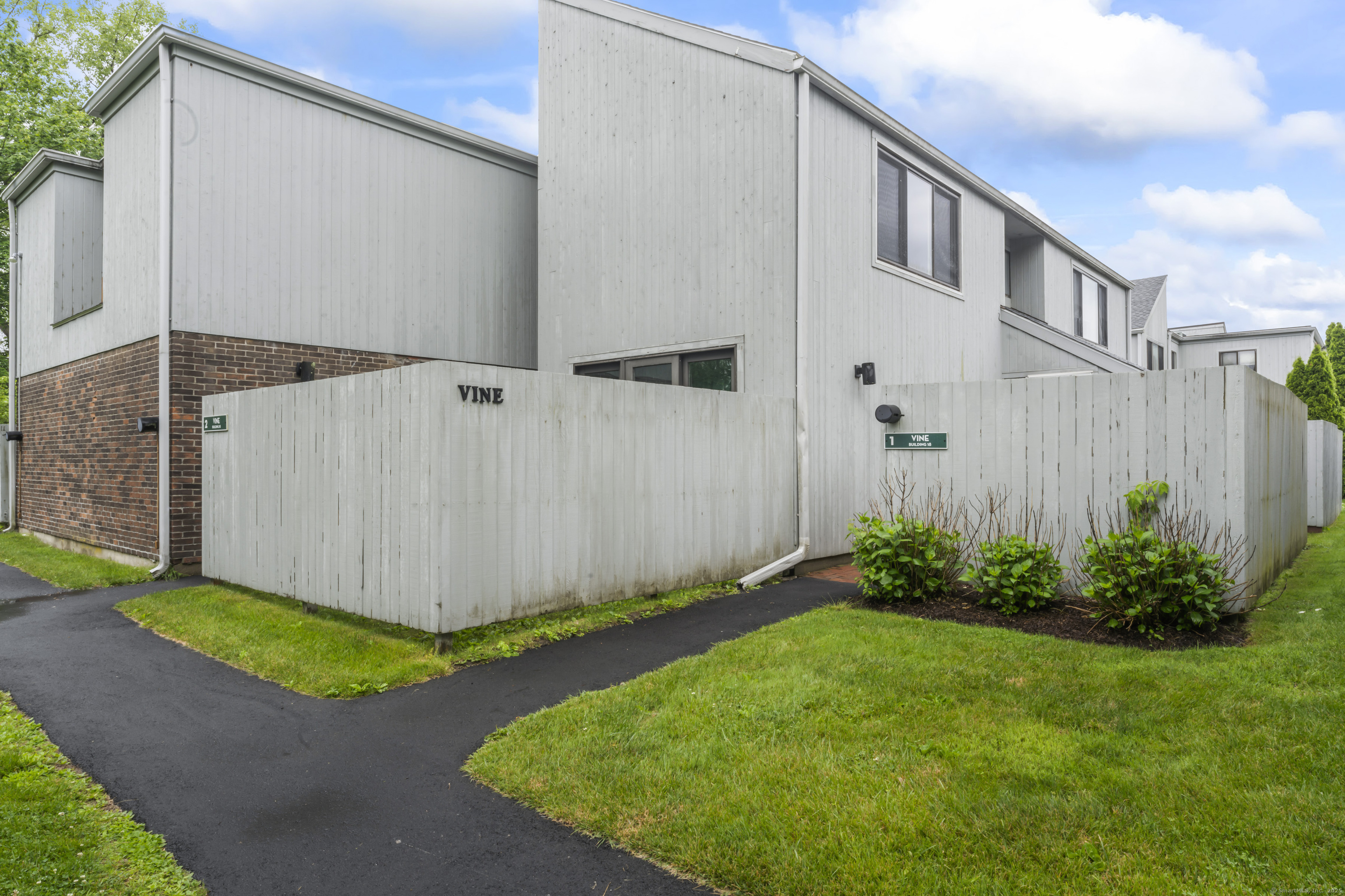 Property for Sale at Vine Lane 1, Ridgefield, Connecticut - Bedrooms: 1 
Bathrooms: 1 
Rooms: 3  - $345,000