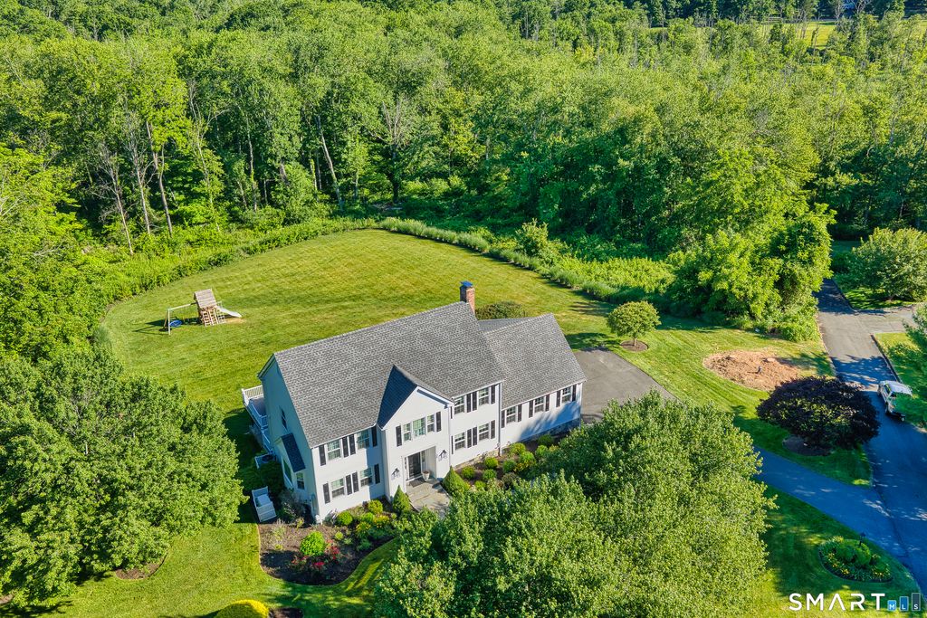 Photo of 36 Oneill Court, Ridgefield, CT 06877 (MLS # 24185633)