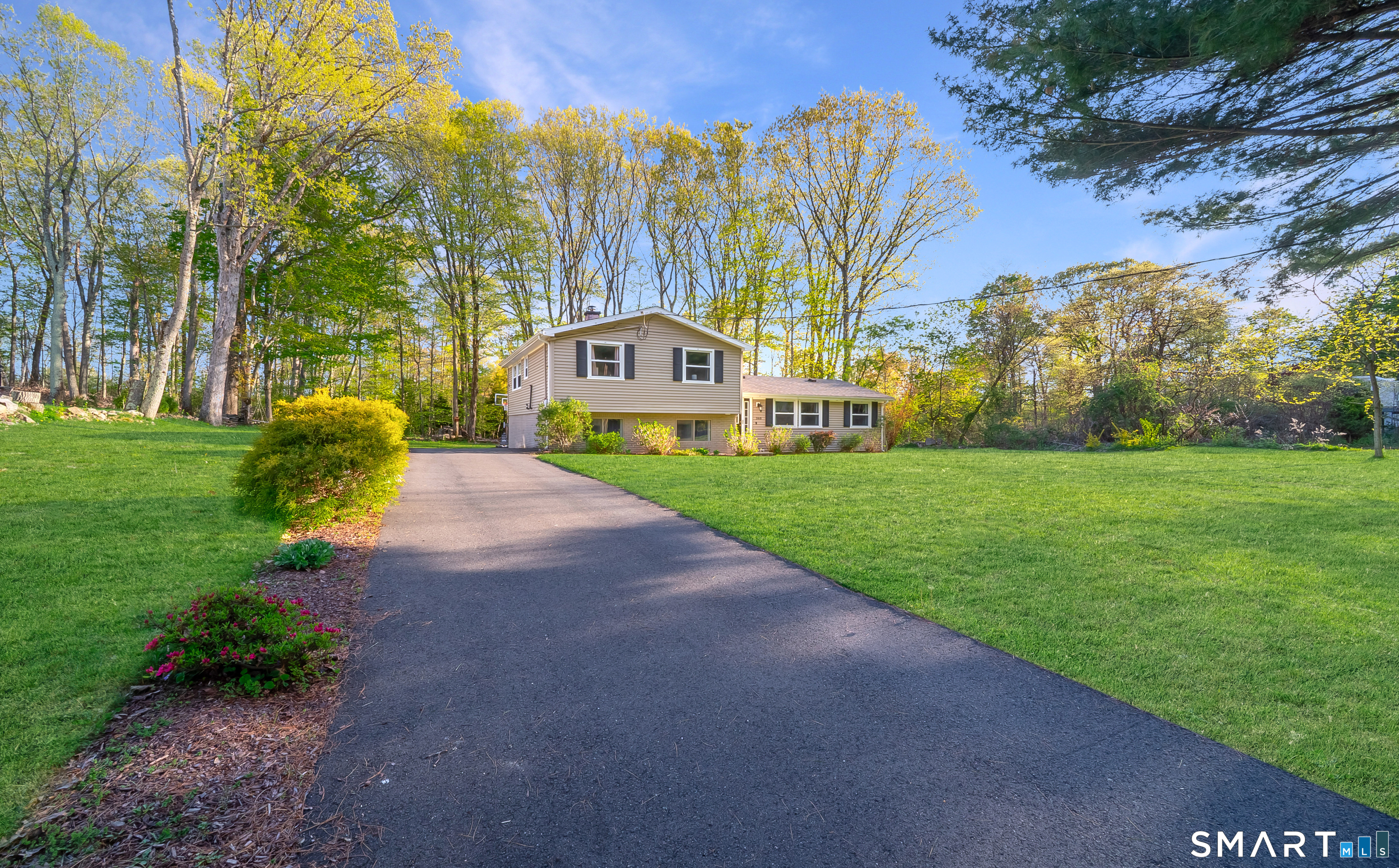 360 West Shepard Avenue