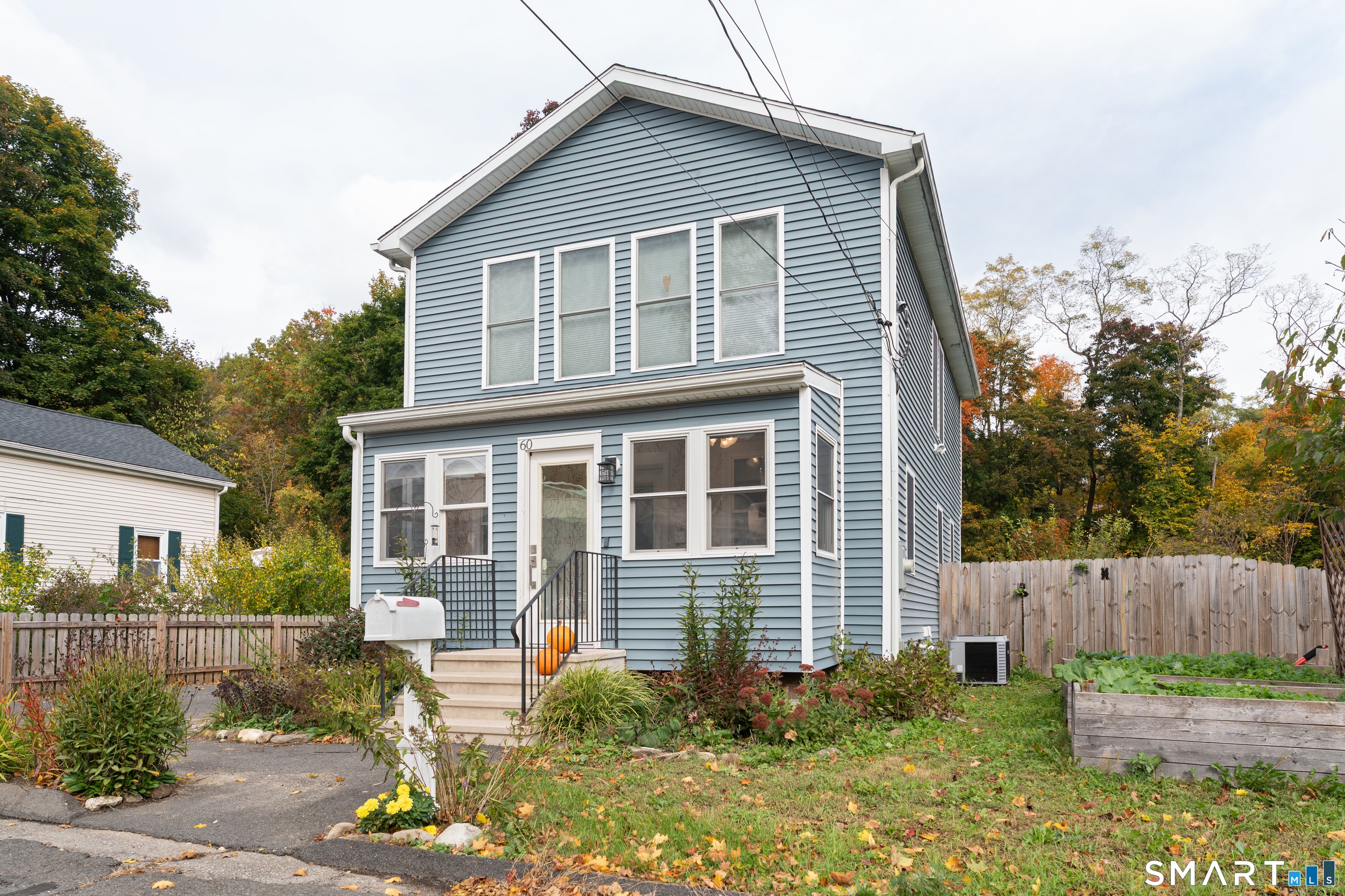 60 Rockdale Avenue