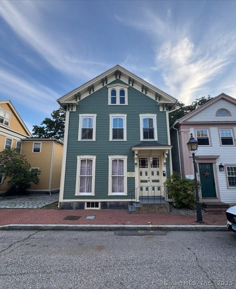 Photo of 32 Starr Street, New London, CT 06320 (MLS # 24136169)