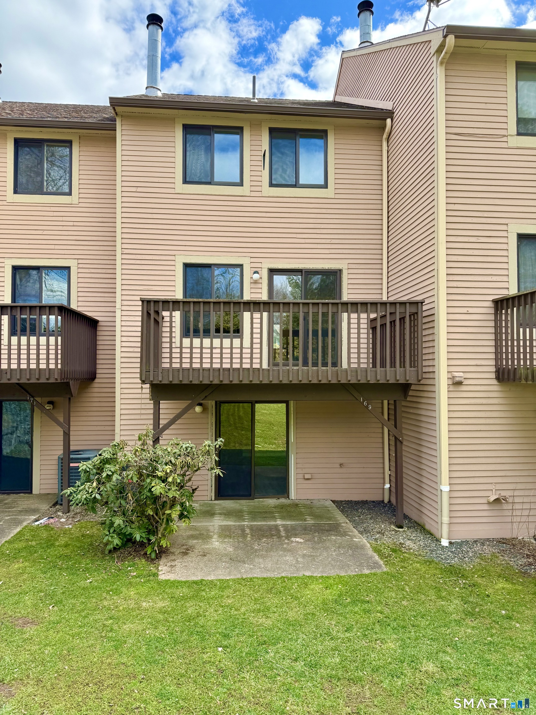 169 Greenwoods Lane 169