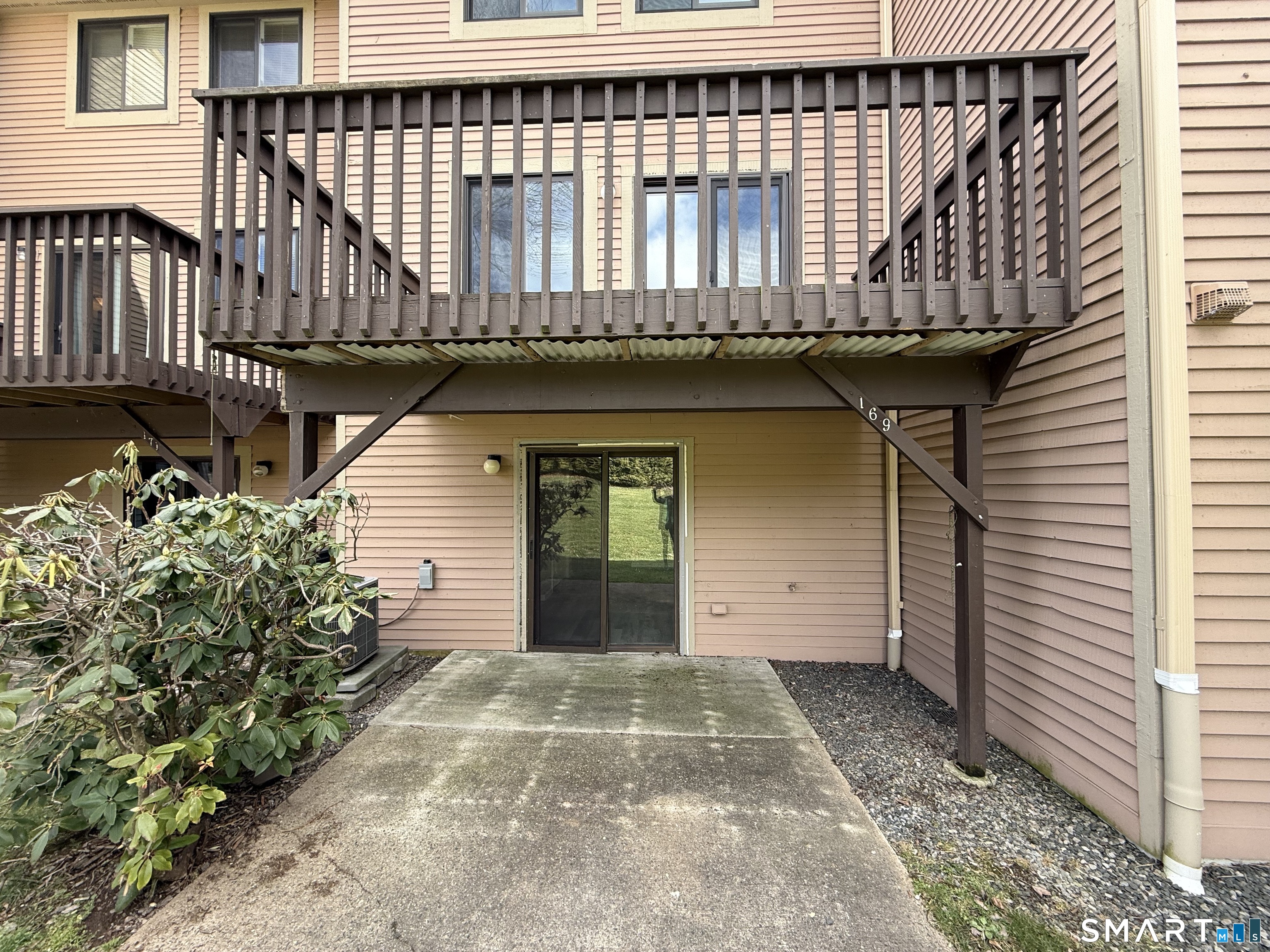 169 Greenwoods Lane 169