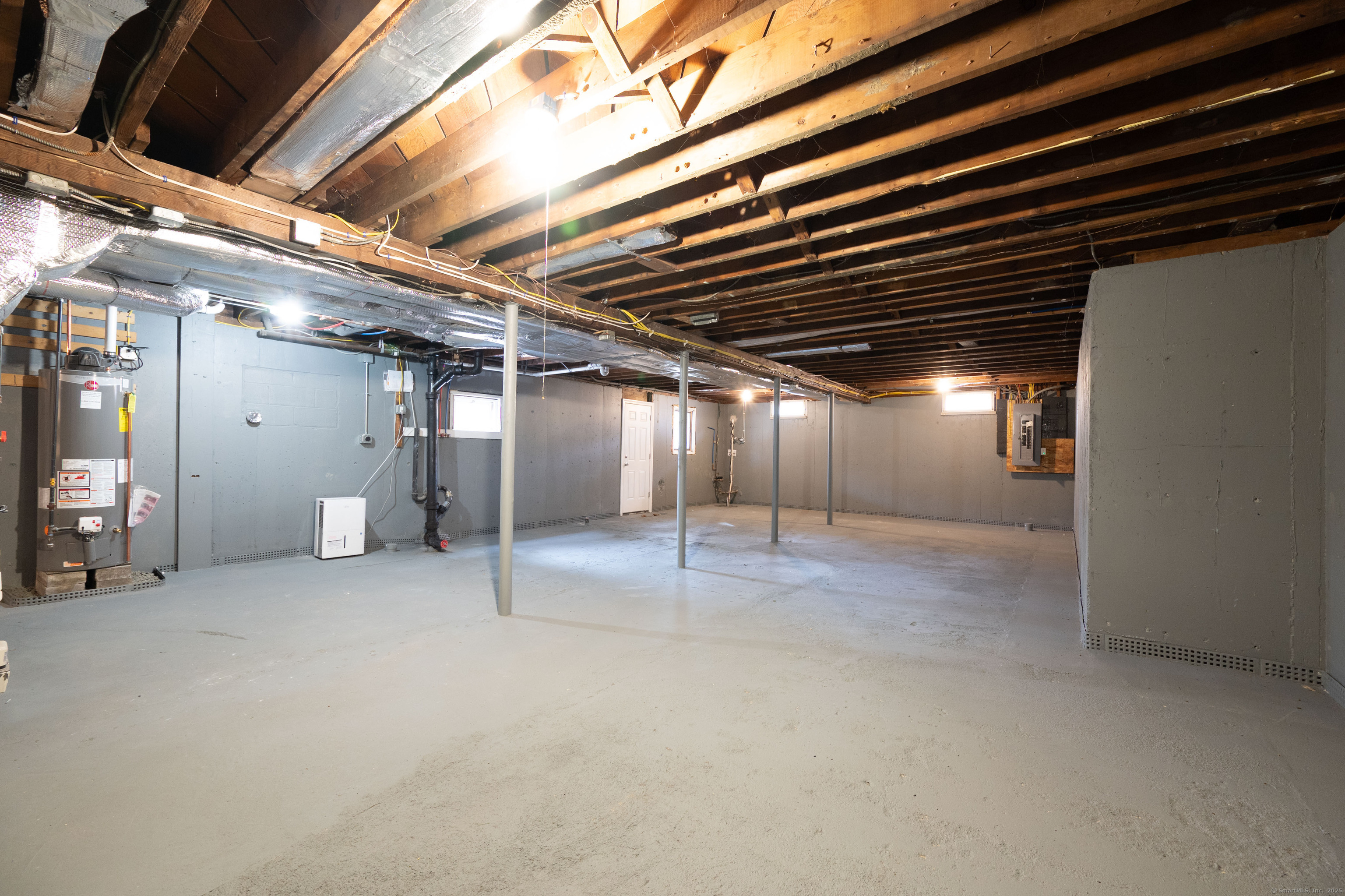 655 Skokorat Road, Beacon Falls, Connecticut image 30