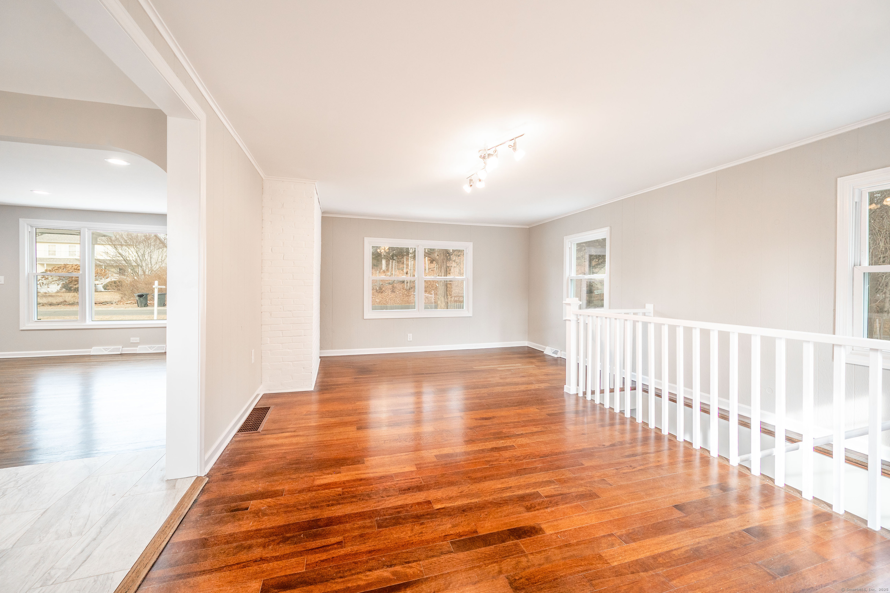 655 Skokorat Road, Beacon Falls, Connecticut image 18