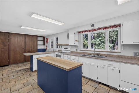 Tiny photo for 333 Mansfield Road, North Haven, CT 06473 (MLS # 24208427)