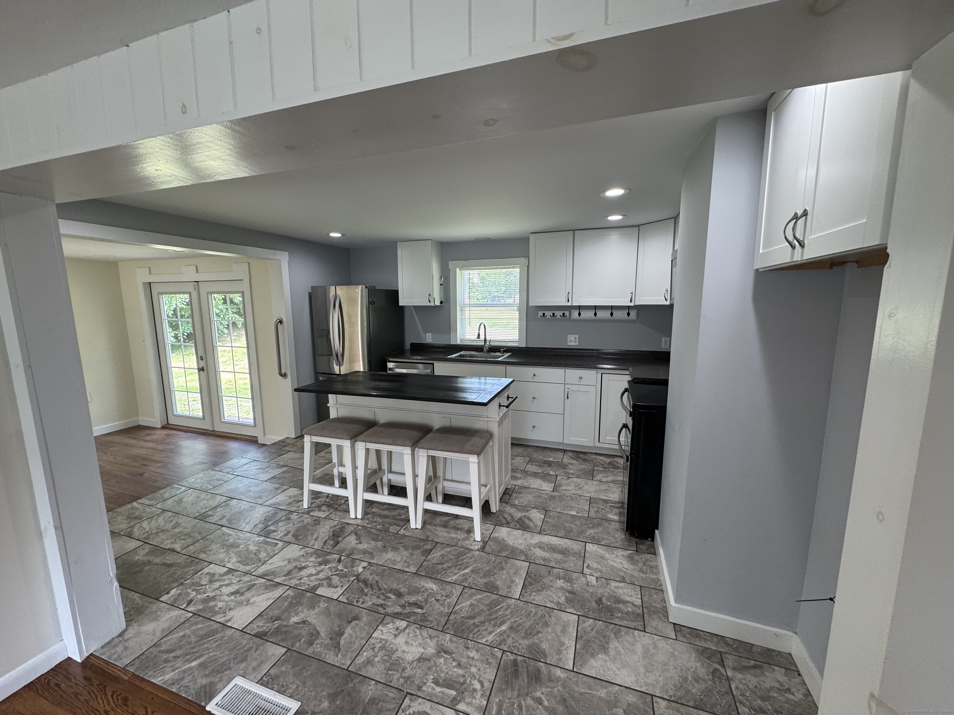 8 Jolley Road