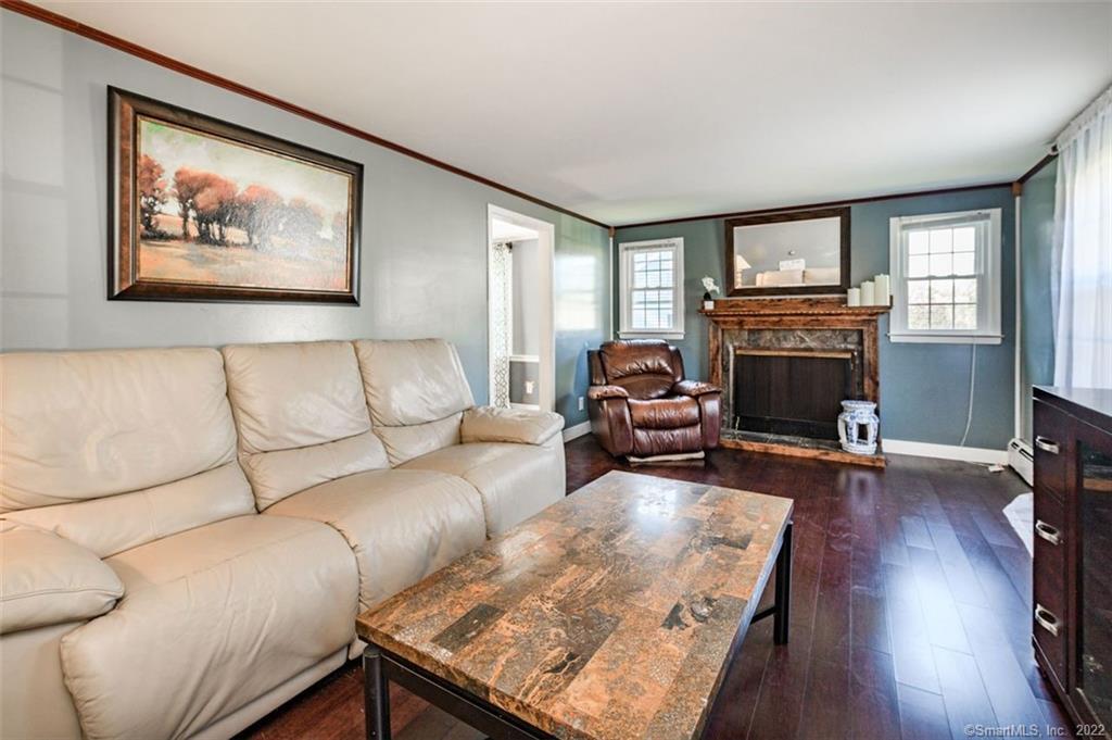 Photo 4 of 25 of 55 Stafford Avenue house