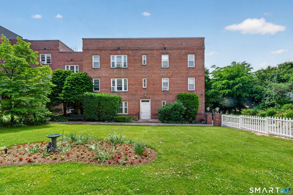 Photo of 70 Strawberry Hill Avenue #6-3C, Stamford, CT 06902 (MLS # 24179896)