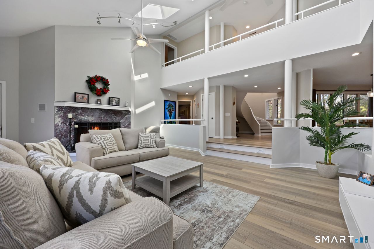 28 Strawberry Lane