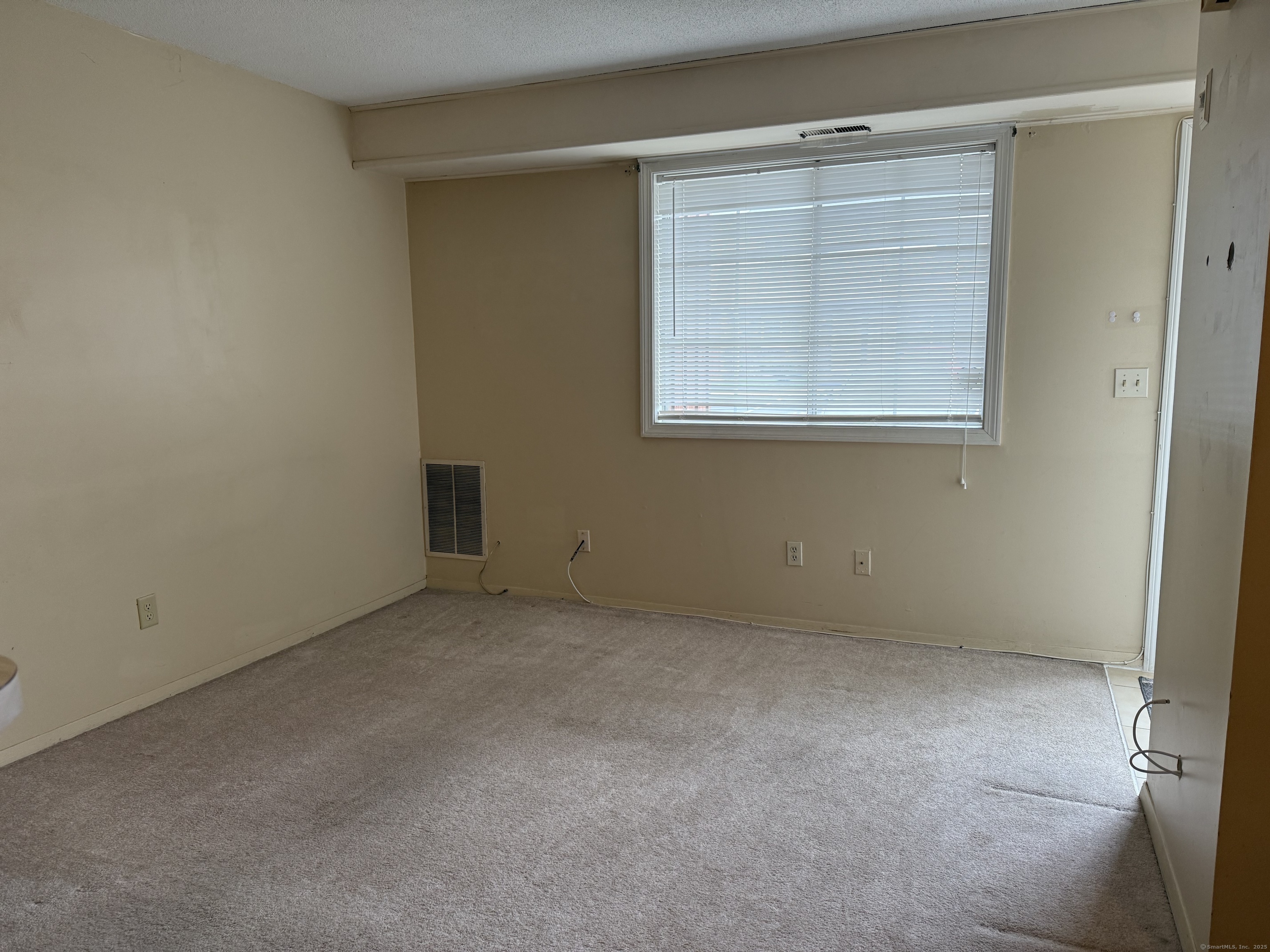 330 Short Beach Road #APT H7, East Haven, Connecticut image 4