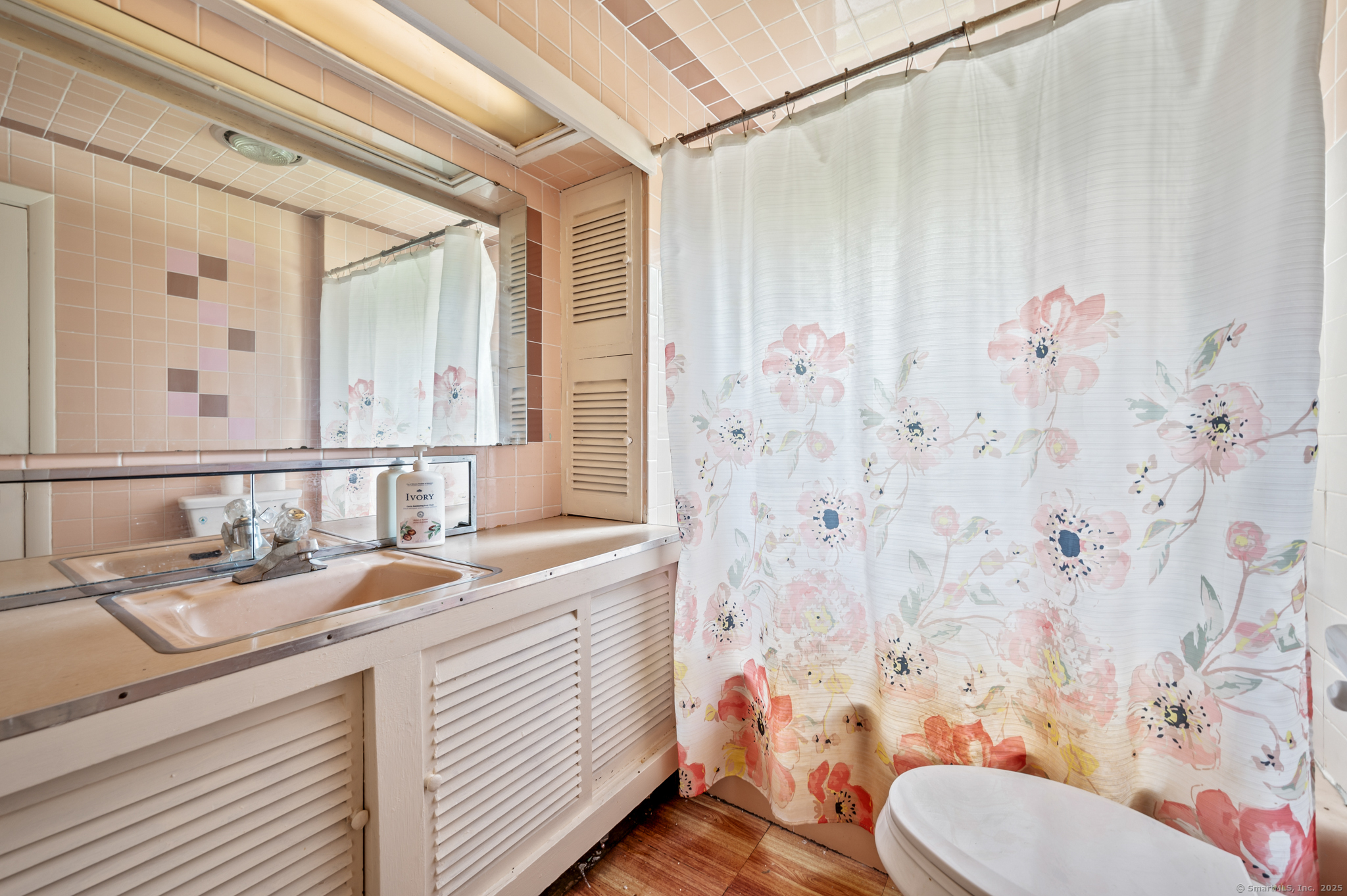 East Hartford, Connecticut 06118, United States, 2 Bedrooms Bedrooms, ,2 BathroomsBathrooms,Residential,Active,222984