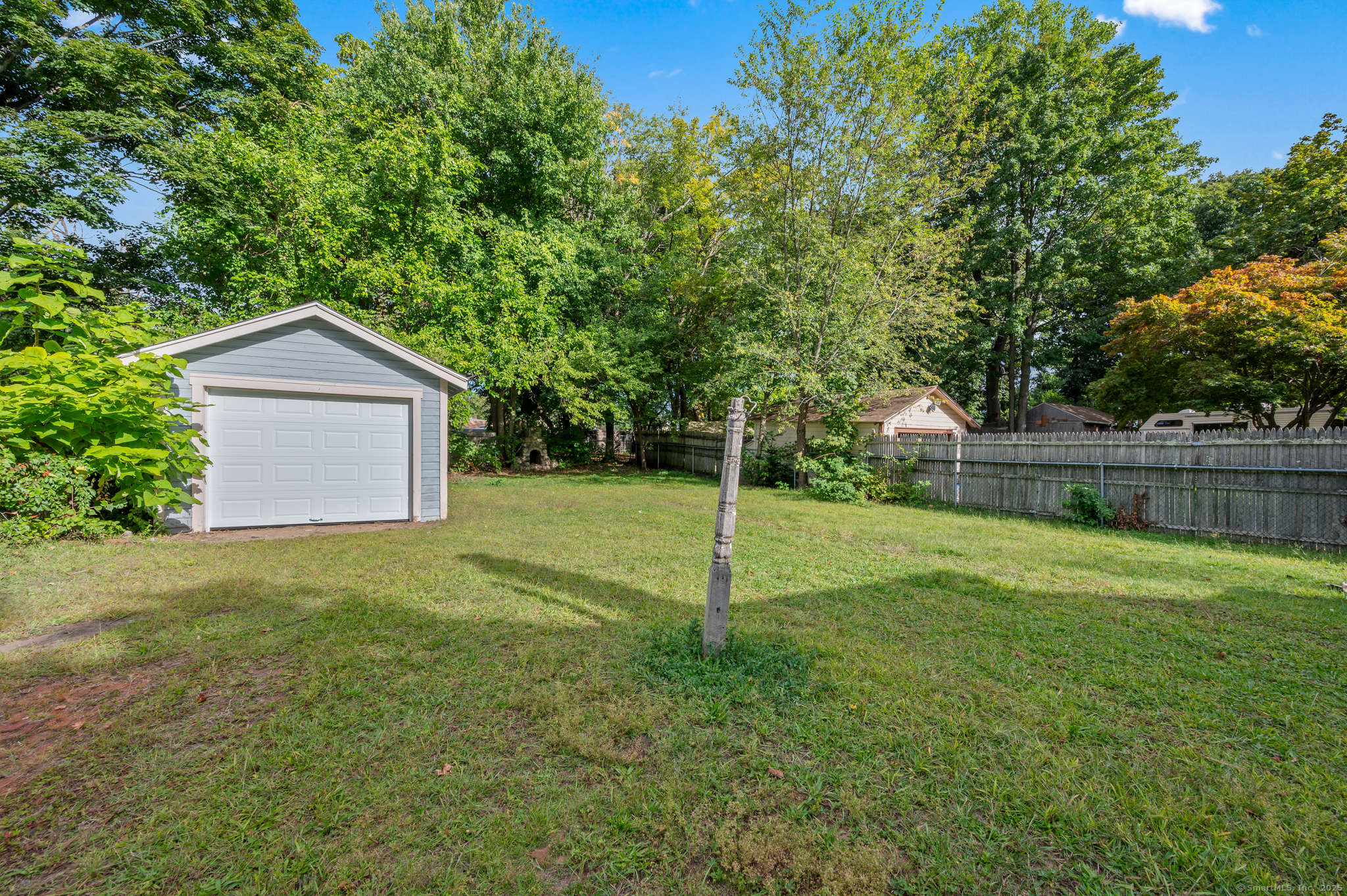 East Hartford, Connecticut 06118, United States, 2 Bedrooms Bedrooms, ,2 BathroomsBathrooms,Residential,Active,222984