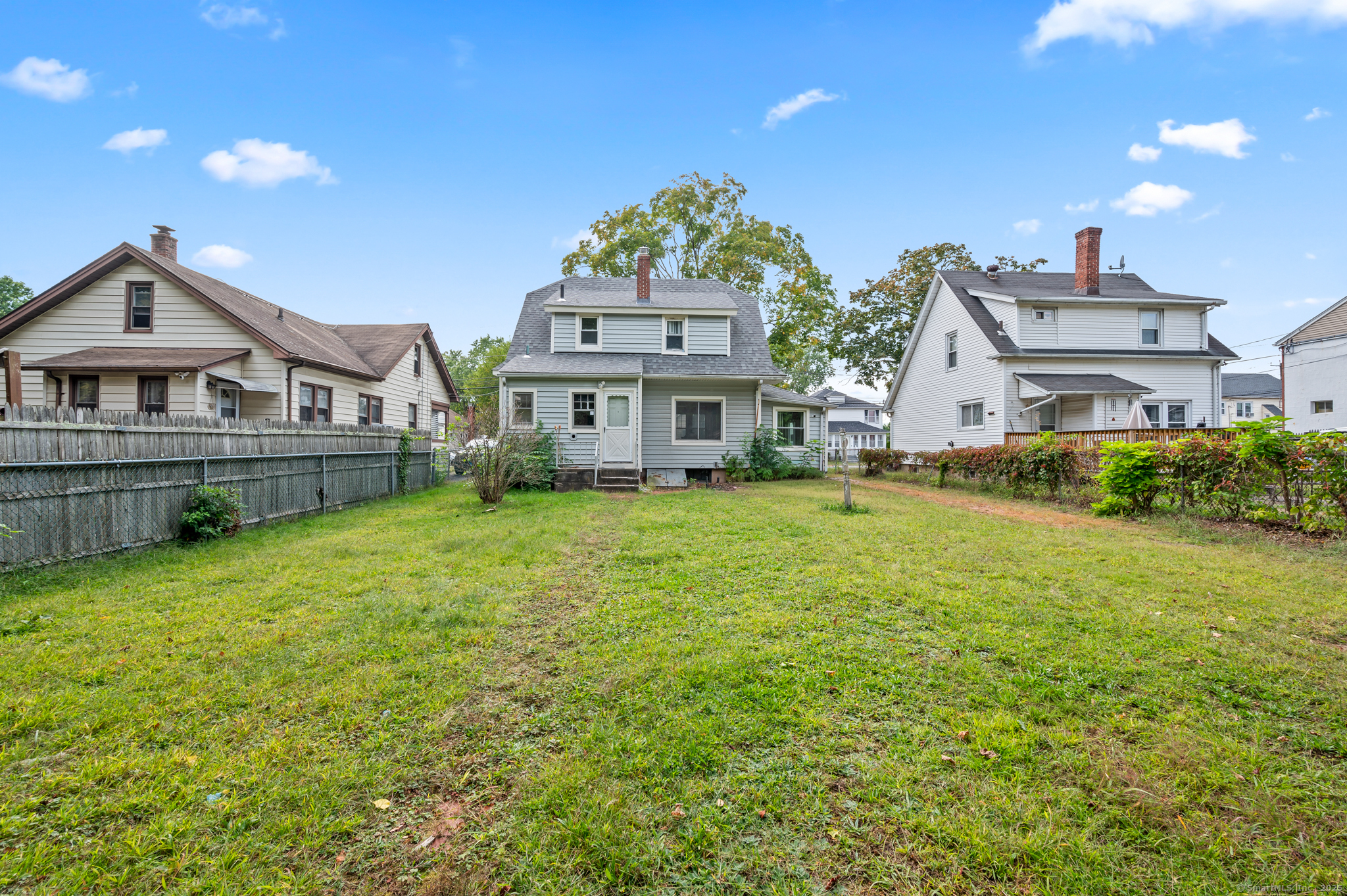 East Hartford, Connecticut 06118, United States, 2 Bedrooms Bedrooms, ,2 BathroomsBathrooms,Residential,Active,222984