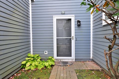 Tiny photo for 3 Farmington Meadow Drive #3, Farmington, CT 06032 (MLS # 24137160)