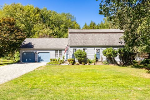 Photo of 120 Buckboard Lane, Bristol, CT 06010 (MLS # 24124553)