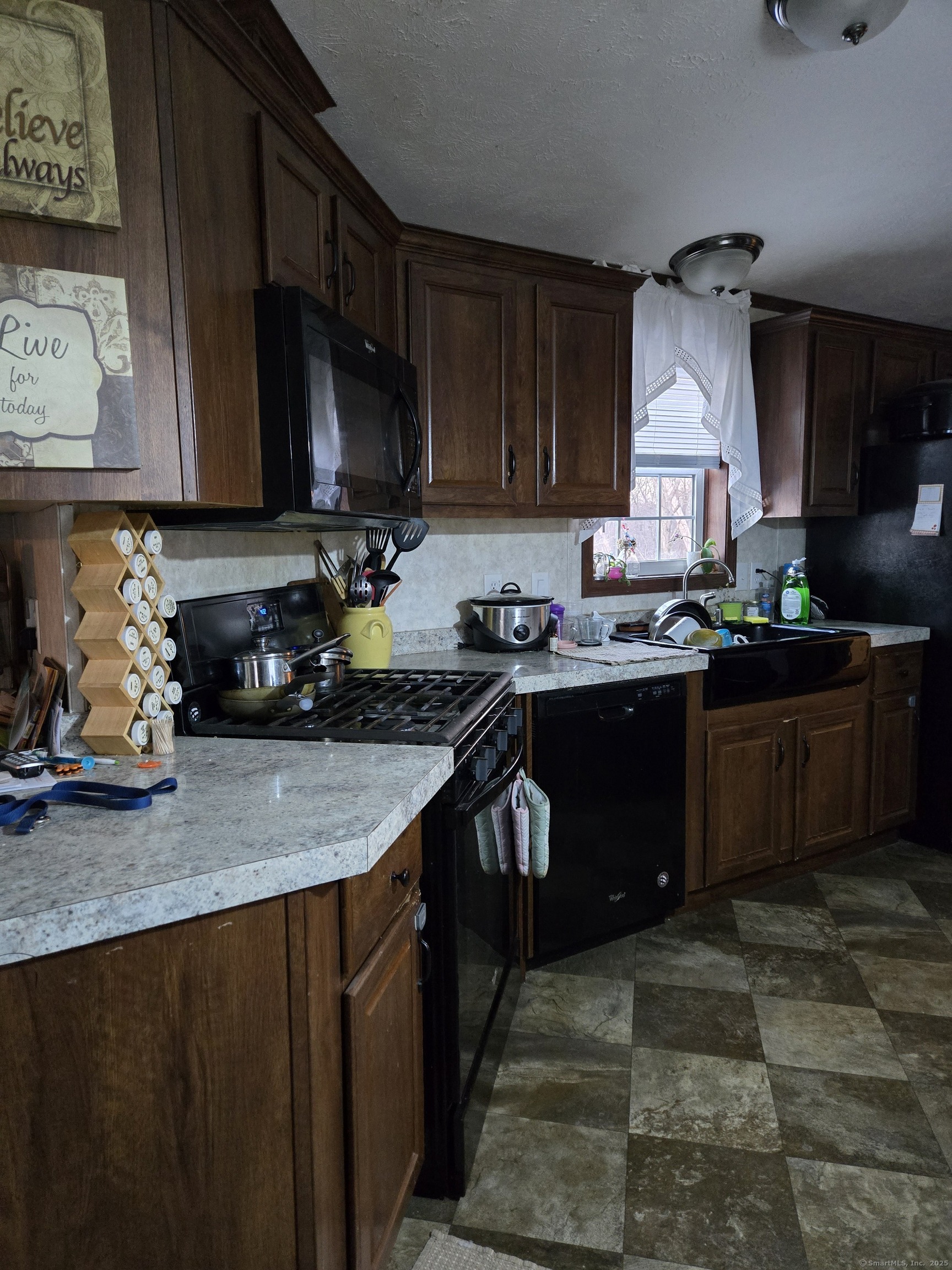 7 Pacemaker Avenue, Norwich, Connecticut image 2