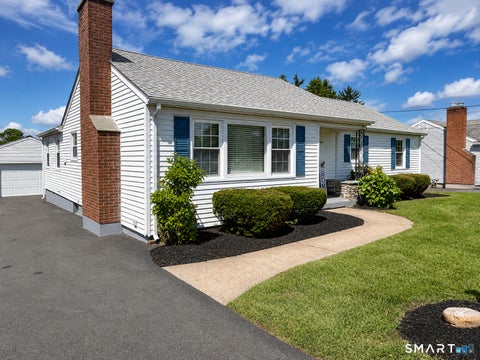 Photo of 749 Maple Street, Wethersfield, CT 06109 (MLS # 24203046)