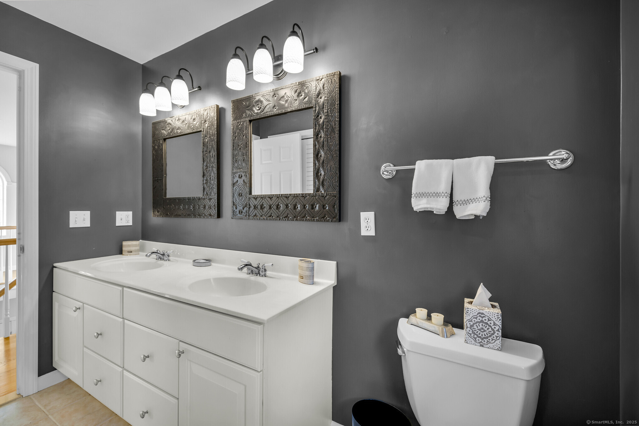 363 Nut Plains Road, Guilford, Connecticut image 23