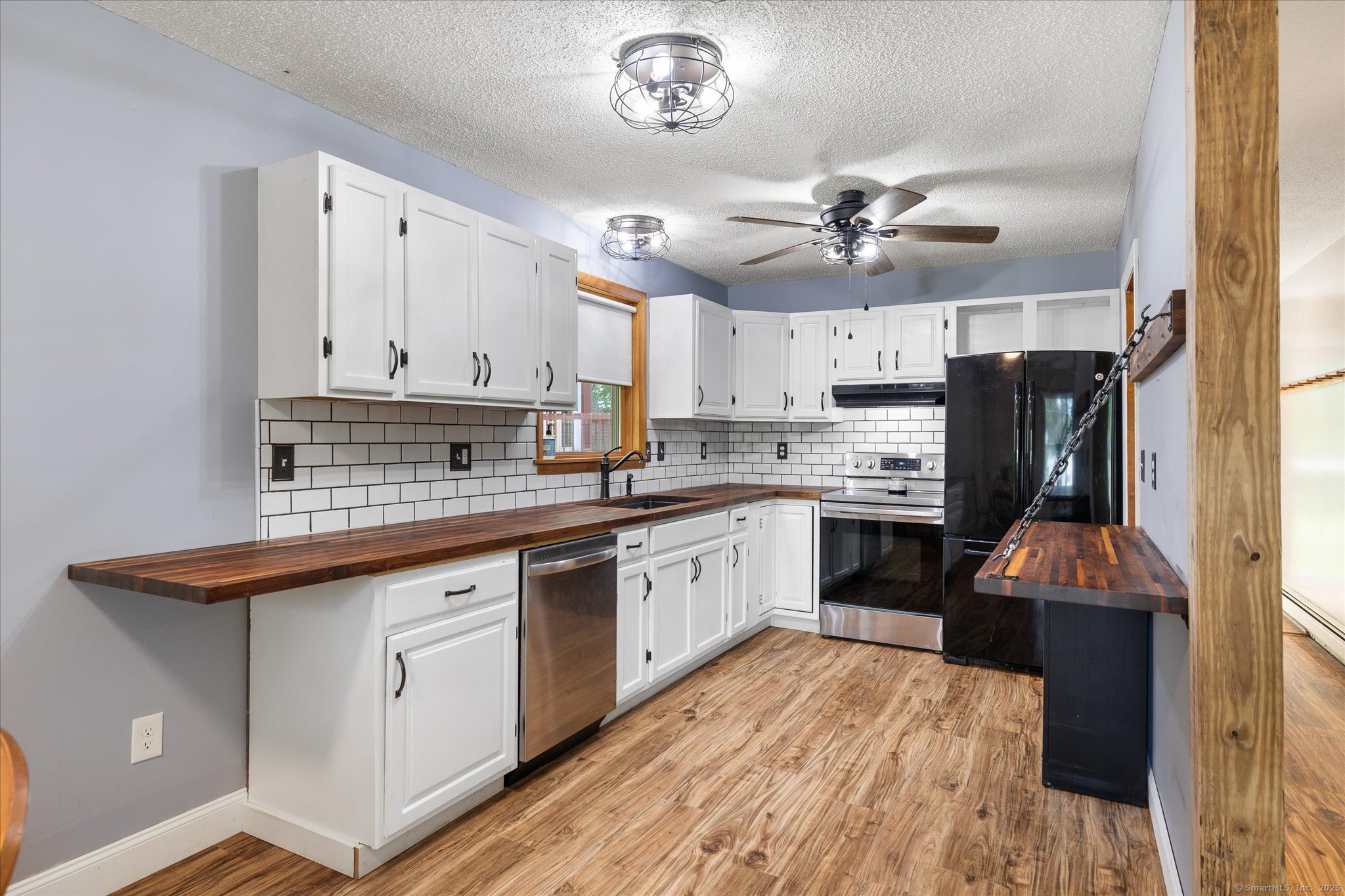 28 Crooked Trail