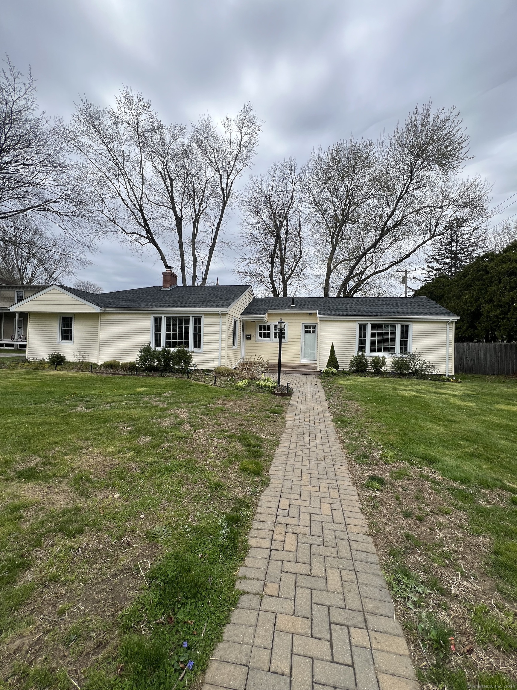 Photo 1 of 10 Rockwell Street, Norwich, Connecticut, $350,000, Web #: 24007980