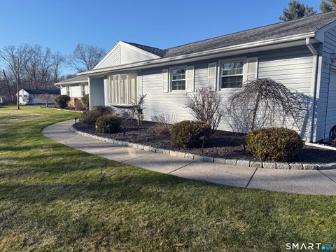 39 Ridgecrest Road Wallingford CT 06492