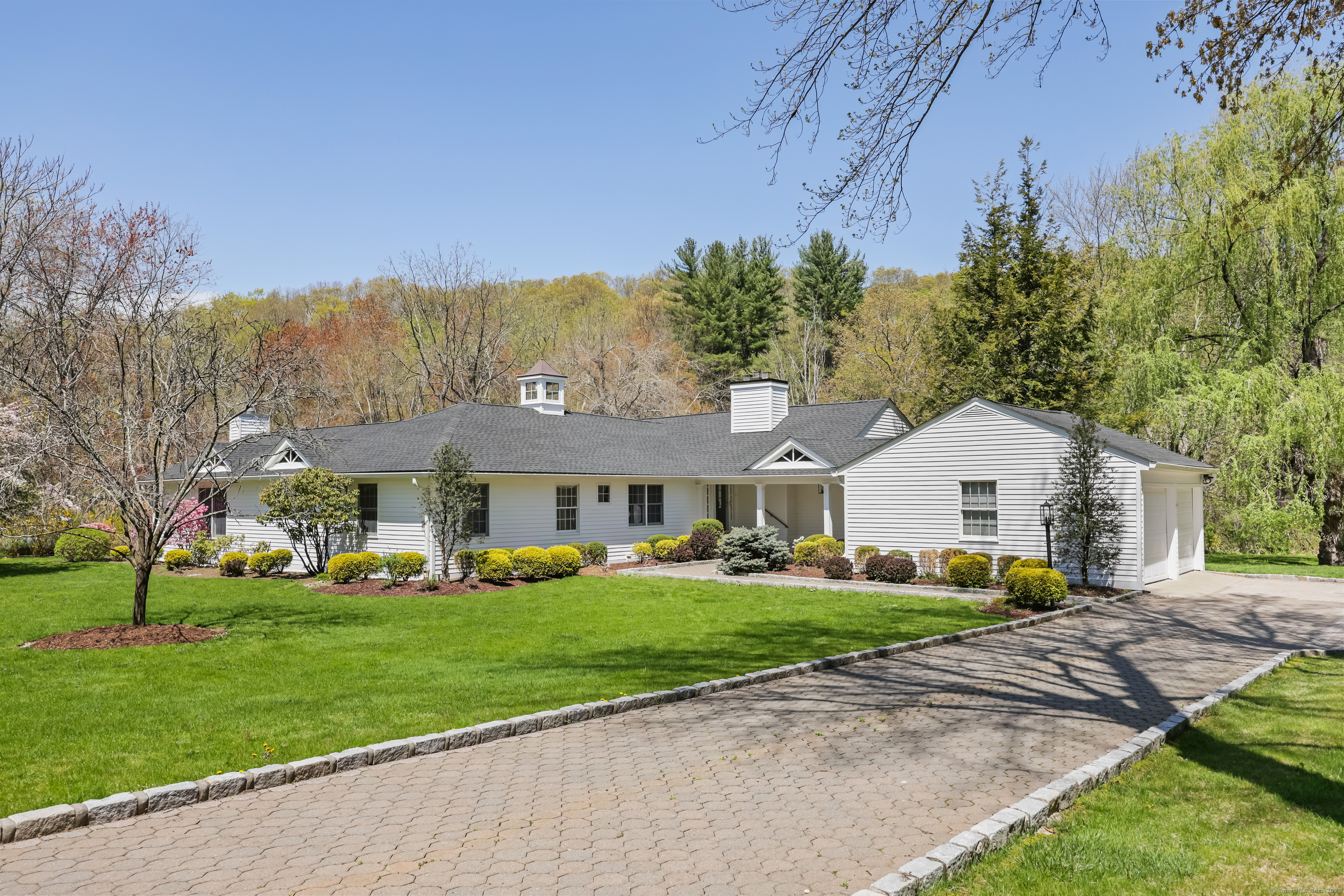 5 South Brook Road, Bedford, New York image 1