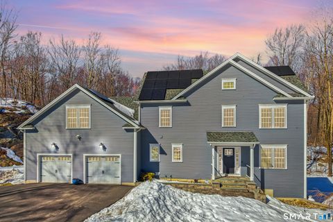 Homes For Sale - 156 Mikayla Lane<br/> Prospect, CT 06712